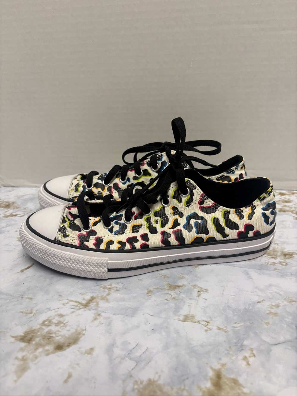 Converse Kids Low-Top Sneakers in White with Multicolor Leopard Spots